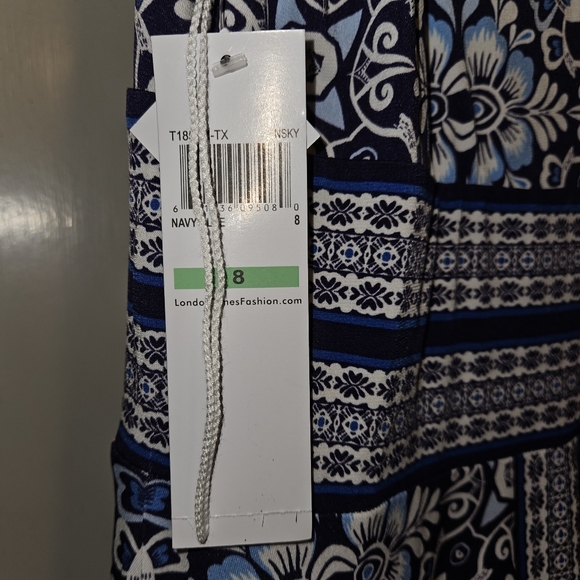 Sexy Summertime dress by London Times Blue White Floral NWT Size 8 Paid $108 - Picture 5 of 6